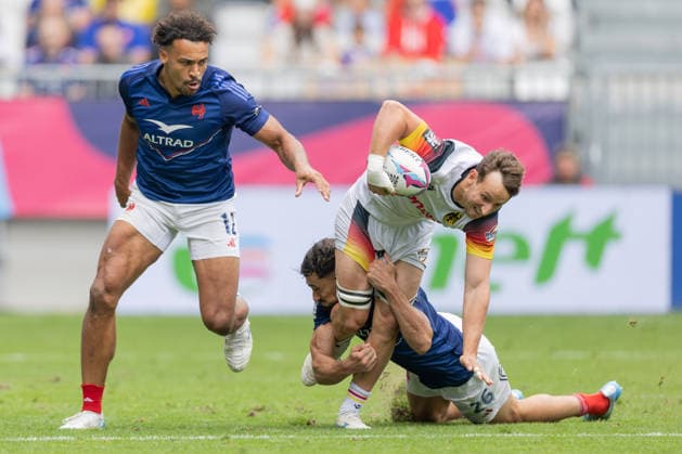 Germany France, SVNS Rugby World Championship The run of Anton Gleitze Germany, 10 is abruptly stopped by a tackle from Rayan Rebbadj France, 26 Left Jordan Sepho France, 12 Third group match between Germany and France Third tournament of the SVNS World Championship, Sevens Rugby World Cup from June 5 to 7, 2026 in Bordeaux France Day 2, group matches on June 6, 2026 , Bordeaux Region Nouvelle Aquitaine France Stade Atlantique