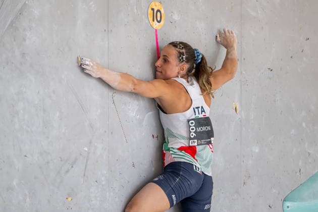 Italian climber Camilla Moroni competes in World Cup in sport climbing: bouldering - semi-finals women, in Prague, Czech Republic, on June 6, 2026. (CTKxPhoto OndrejxDeml) CTKPhotoP2026060603388  CTKPhotoP2026060603388