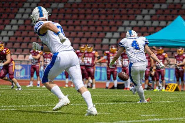 American Football, Kassel, Kassel Titans vs AFC Rüsselsheim Crusaders, Auestadion Kassel 06 06 2026 American Football, Kassel, Germany 06 06 2026 Game of Kassel Titans vs AFC Rüsselsheim Crusaders, Auestadion Kassel Copyright: xBEAUTIFULxSPORTS Freudensteinx