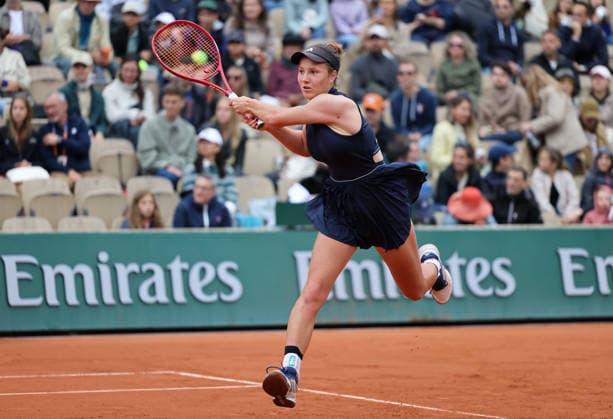 (260606) -- PARIS, June 6, 2026 -- Alisa Oktiabreva hits a return during the girl s singles final match between Sun Xinran of China and Alisa Oktiabreva of Russia at the French Open tennis tournament at Roland Garros, Paris, France, June 6, 2026. ) (SP)FRANCE-PARIS-TENNIS-FRENCH OPEN-GIRL S SINGLES-FINAL WuxHuiwo 