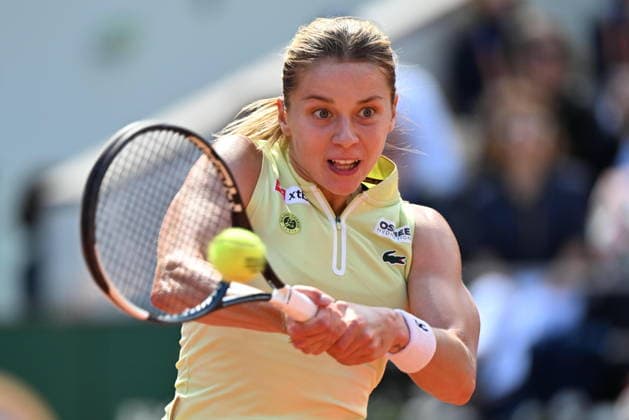 2026 French Open (Roland-Garros) - Women s singles final PARIS, FRANCE - JUNE 06: Maja Chwalinska of Poland in action against Mirra Andreeva (not seen) during the women s final singles match on day 14 of the French Open tennis tournament on Court Philippe-Chatrier at the Roland-Garros Complex in Paris, France on June 6, 2026. Mustafa Yalcin Anadolu Paris France. Editorial use only. Please get in touch for any other usage.  Copyright: x2026xAnadoluxMustafaxYalcinx