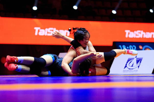 Wrestling Ranking Series Ulaanbaatar Open 65kg WW Hyon Gyong Mun PRK df Shuai Zhang CHN Copyright: xKostadinxAndonovx xUnitedxWorldxWrestlingx Kostadin Andonov United World Wrestling
