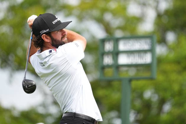 DUBLIN, OH - JUNE 06: Cameron Young of the United States plays his shot from the first tee during third round of the Memorial Tournament on June 06, 2026 at the Muirfield Village Golf Club in Dublin, Ohio. (Photo by Jason Mowry Icon Sportswire) GOLF: JUN 06 PGA, Golf Herren the Memorial Tournament presented by Workday EDITORIAL USE ONLY Icon260606003
