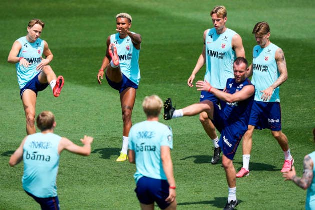 World Cup 2026 Greensboro, USA 20260606 Norways Andreas Schjelderup, Antonio Nusa, Torbjorn Heggem and David Moller Wolfe during training with the Norwegian mens national soccer team at The University of North Carolina Greensboro UNCG Photo Fredrik Varfjell NTB Greensboro USA EDITORIAL USE ONLY RESTRICTED USE FOR BETTING COMPANIES  Copyright: xFredrikxVarfjellx xNTBx