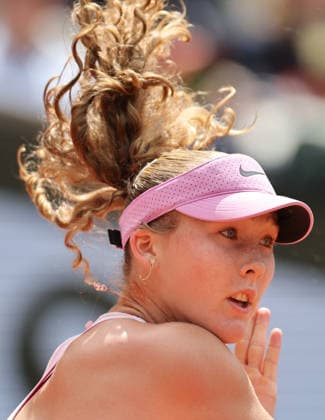 (260606) -- PARIS, June 6, 2026 -- Mirra Andreeva hits a return during the women s singles final match between Mirra Andreeva of Russia and Maja Chwalinska of Poland at the French Open tennis tournament at Roland Garros, Paris, France, June 6, 2026. ) (SP)FRANCE-PARIS-TENNIS-FRENCH OPEN-WOMEN S SINGLES-FINAL WuxHuiwo 