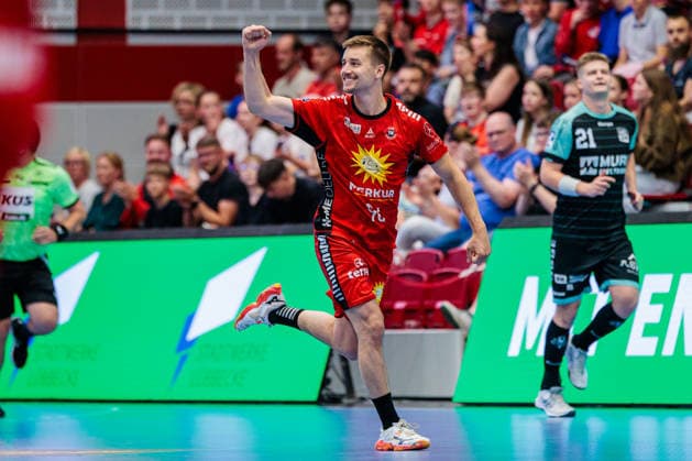Tim Roman Wieling TuS N Luebbecke, 96 celebrates a goal GER, TuS N Luebbecke vs HC Oppenweiler Backnang, Handball, 2 Bundesliga, Matchday 34, Season 2025 2026, 06 06 2026 GER, TuS N Luebbecke vs HC Oppenweiler Backnang, Handball, 2 Bundesliga, Matchday 34, Season 2025 2026, 06 06 2026 Luebbecke Copyright: xEibner-Pressefoto JanxRollingerx EP_JSK