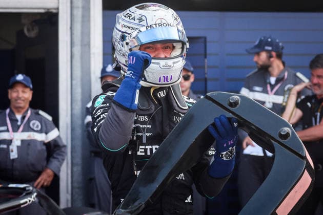 F1 Monaco Grand Prix 2026 Andrea Kimi Antonelli of Mercedes celebrates after the qualifying session ahead of the Formula 1 Monaco Grand Prix at the Circuit de Monaco in Monte Carlo on June 6th, 2026. Monte Carlo Monaco  Copyright: xBeataxZawrzelx originalFilename:zawrzel-f1monaco260606_npcj9.jpg