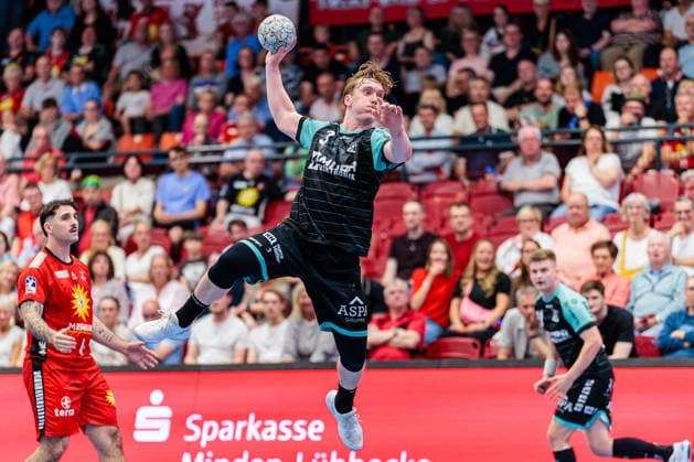 Tjoervi Tyr Gislason HC Oppenweiler Backnang, 03 in goal throw GER, TuS N Luebbecke vs HC Oppenweiler Backnang, Handball, 2 Bundesliga, Matchday 34, Season 2025 2026, 06 06 2026 GER, TuS N Luebbecke vs HC Oppenweiler Backnang, Handball, 2 Bundesliga, Matchday 34, Season 2025 2026, 06 06 2026 Luebbecke Copyright: xEibner-Pressefoto JanxRollingerx EP_JSK
