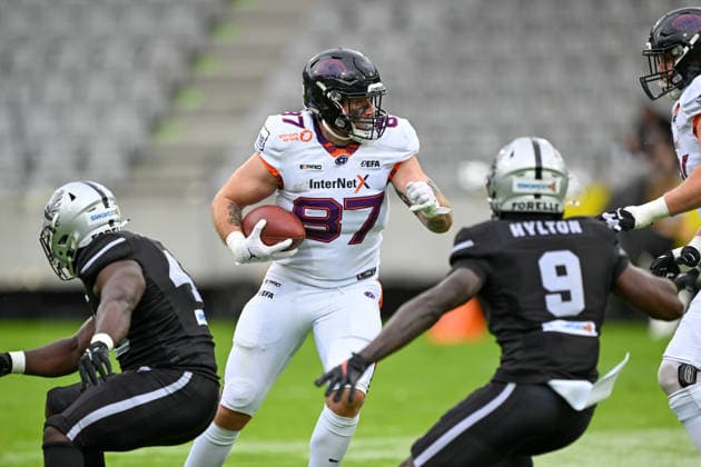 AMERICAN FOOTBALL - EFA, Raiders vs Galaxy INNSBRUCK,AUSTRIA,06.JUN.26 - AMERICAN FOOTBALL - EFA, European Football Alliance, Raiders Tirol vs Frankfurt Galaxy. Image shows Adria Botella Moreno (Galaxy).  GEPAxpictures xDanielxSchoenherr