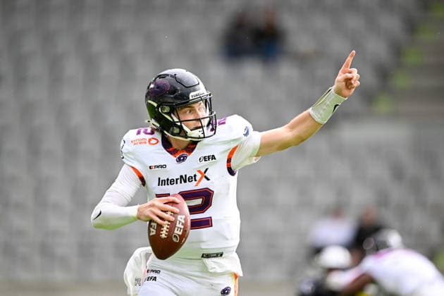 AMERICAN FOOTBALL - EFA, Raiders vs Galaxy INNSBRUCK,AUSTRIA,06.JUN.26 - AMERICAN FOOTBALL - EFA, European Football Alliance, Raiders Tirol vs Frankfurt Galaxy. Image shows Ethan Garbers (Galaxy).  GEPAxpictures xDanielxSchoenherr