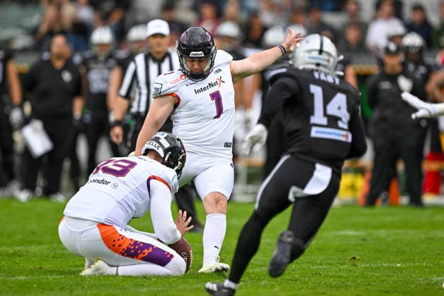 AMERICAN FOOTBALL - EFA, Raiders vs Galaxy INNSBRUCK,AUSTRIA,06.JUN.26 - AMERICAN FOOTBALL - EFA, European Football Alliance, Raiders Tirol vs Frankfurt Galaxy. Image shows Ryan Rimmler (Galaxy).  GEPAxpictures xDanielxSchoenherr