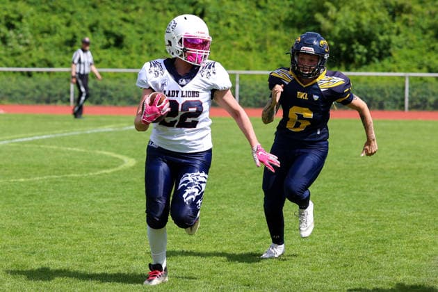 2026 06 06 , Kobras Ladies vs Braunschweig Lions, GFL Women, Stadion Wilmersdorf Hannah Sorge Lady Lions Braunschweig, 22 runs with the ball