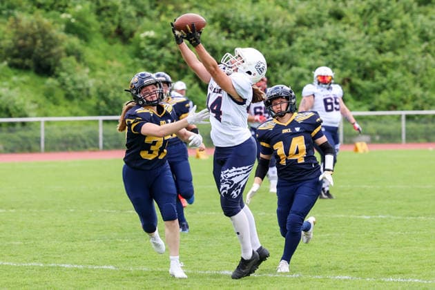 2026 06 06 , Kobras Ladies vs Braunschweig Lions, GFL Women, Stadion Wilmersdorf Alicia Sorge Lady Lions Braunschweig, 44 catches the pass