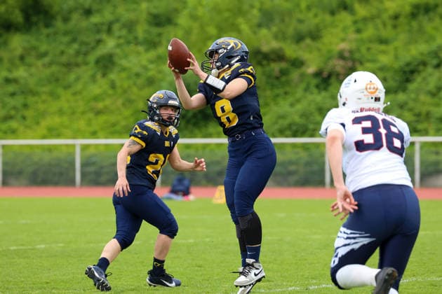 2026 06 06 , Kobras Ladies vs Braunschweig Lions, GFL Women, Stadion Wilmersdorf Deborah Joachim Kobra Ladies, 08 with the ball,