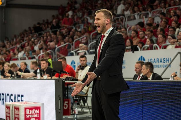 Bamberg, Germany 06 June 2026 1 BBL Playoff Semifinals 2025 2026 Sp 4 Bamberg Baskets vs Alba Berlin In the picture Coach Anton Gavel Bamberg is angry Brose Arena Bayern Copyright: xFotostandx xSchmittx