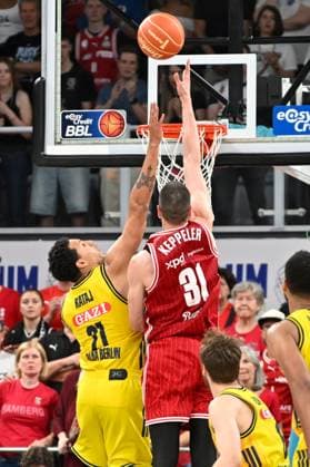 BAMBERG 06 06 2026 Basketball easycredit 1 Basketball Bundesliga 4 Playoff semi-final Bamberg Baskets vs Alba Berlin Daniel Keppeler 31, Bamberg Baskets vs Michael Rataj 21, Alba Berlin Photo Hans Martin Issler isslerimages Bamberg Baskets vs Alba Berlin