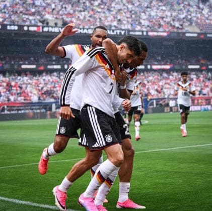 Soccer World Cup 2026 test match in Chicago 06 06 2026 USA Germany JUBEL Germany Jonathan Tah, goal scorer to 0 1 Kai Havertz and Felix Nmecha from left
