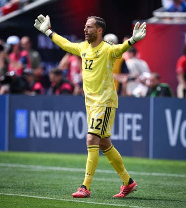 Soccer World Cup 2026 test match in Chicago 06 06 2026 USA Germany Goalkeeper Oliver Baumann Germany