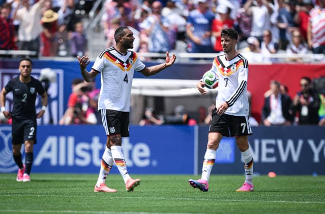 Soccer World Cup 2026 test match in Chicago 06 06 2026 USA Germany Disappointment Germany after the goal to equalize 1 1 Jonathan Tah left and Kai Havertz
