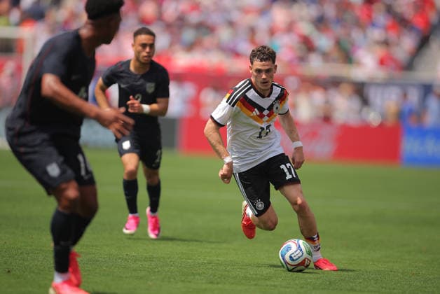 CHICAGO, IL - JUNE 06: Florian Wirtz 17 of Germany brings the ball up field during a friendly match between the United States on June 6, 2026 at Soldier Field in Chicago, Illinois. (Photo by Melissa Tamez Icon Sportswire) SOCCER: JUN 06 USA vs Germany EDITORIAL USE ONLY Icon260606008