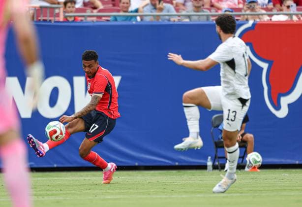 Football, International match, England - New Zealand