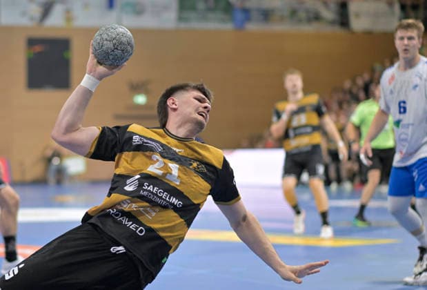 06 06 2026, Dresdens Ediz Aktas throws, handball, 2 Bundesliga, last matchday of the season, HC Elbflorenz Dresden Dessau Rosslauer HV, c Dresden