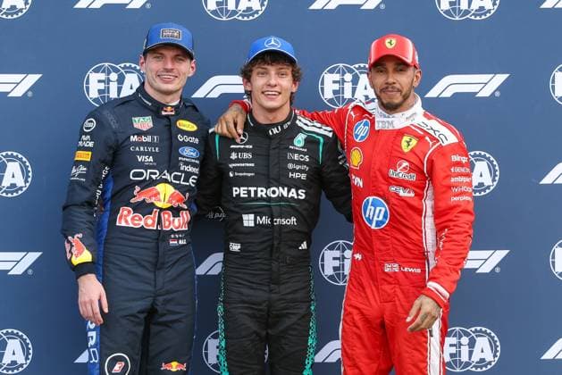 l r Max Verstappen Oracle Red Bull Racing 3 has the 2 starting position, Winner of the Qualifying, Pole Position, Lewis Hamilton Scuderia Ferrari HP 44 the 3 starting position at the race, Kimi Antonelli Mercedes AMG Petronas 12 , Qualifying, Grand Prix of Monaco, Motorsport, Men, Formula 1, 06 06 2026 Monte Carlo Monaco MCO Copyright: xkolbert-press ChristianxKolbertx
