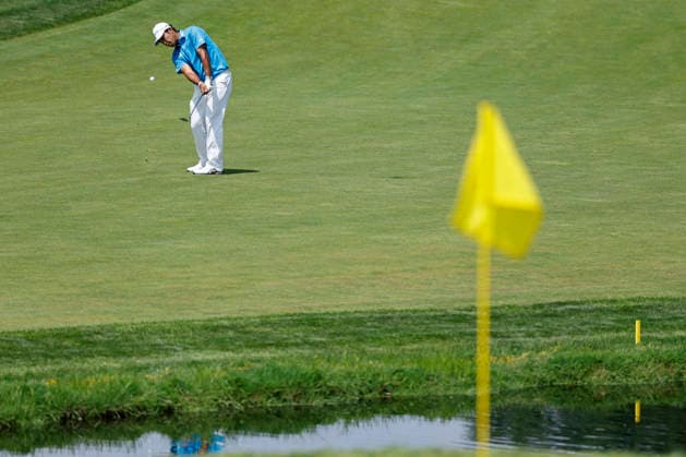 DUBLIN, OH - JUNE 06: Hideki Matsuyama of Japan plays a pitch shot from the fairway at the ninth hole during the third round of the Memorial Tournament presented by Workday 2026 on June 06, 2026 at Muirfield Village Golf Club in Dublin, Ohio. (Photo by Joe Robbins Icon Sportswire) GOLF: JUN 06 PGA, Golf Herren the Memorial Tournament presented by Workday EDITORIAL USE ONLY Icon5732606060123