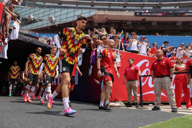 CHICAGO, USA - June 6: Kai Havertz (7 Germany) leads his teammates onto the pitch before the International Friendly, Länderspiel, Nationalmannschaft game between the US Men’s national team, Nationalteam and Germany at Soldier Field on Saturday, June 6 in Chicago, USA  Copyright: xShainaxBenhiyoun SPPx Sportspressphoto_SPR162142