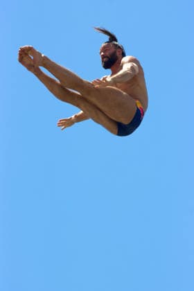 June 6, 2026, St Petersburg, Florida, USA: Romanian high diver CATALIN PREDA mid-flight during the Red Bull Cliff Diving World Series at the St. Pete Pier . PREDA put on a highly consistent performance from the 27-meter platform over Tampa Bay, remaining a fierce podium contender throughout the historic first Florida stop of the tour. St Petersburg USA - ZUMAd225 20260606_znp_d225_010 Copyright: xZoraidaxDiazx