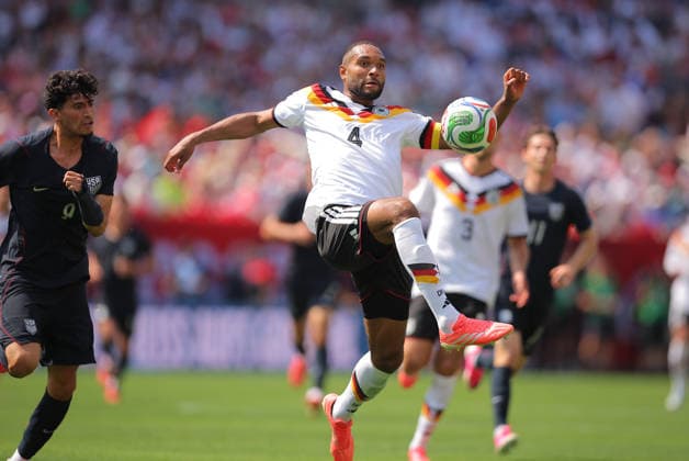 CHICAGO, IL - JUNE 06: Jonathan Tah 4 of Germany controls the ball during a friendly match between the United States on June 6, 2026 at Soldier Field in Chicago, Illinois. (Photo by Melissa Tamez Icon Sportswire) SOCCER: JUN 06 USA vs Germany EDITORIAL USE ONLY Icon260606085