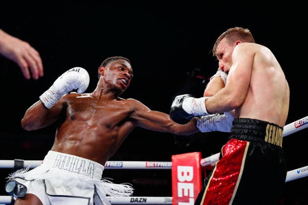 Sheffield Fight Week Chris Mulunda (white shorts) competes against Connor Goulding during their Middleweight Contest at Utilita Arena Sheffield, Sheffield 06 06 2026 UK Newspapers OUT Copyright: xMaxxTomlinsonx FIL-23539-0015