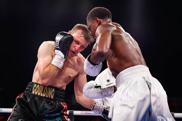 Sheffield Fight Week Chris Mulunda (white shorts) competes against Connor Goulding during their Middleweight Contest at Utilita Arena Sheffield, Sheffield 06 06 2026 UK Newspapers OUT Copyright: xMaxxTomlinsonx FIL-23539-0017