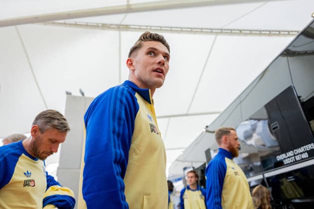 260606 Viktor Gyökeres of the Swedish national football team arrives at Dallas Fort Worth International Airport during day 5 ahead of the FIFA World Cup 2026 on June 6, 2026 in Dallas Photo Petter Arvidson BILDBYRAN kod PA PA1220 fotboll football soccer fotball vm fotbolls vm fotball vm fotbolls vm 2026 fifa world cup 2026 resa travel sverige sweden sverige a day 5 bbeng arrival  Copyright: PETTERxARVIDSON BB260606PA056