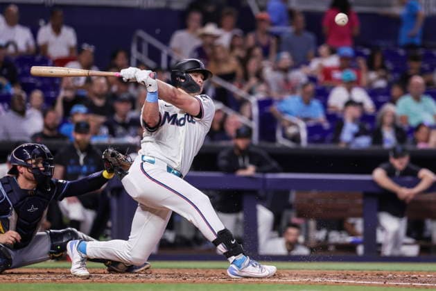 MLB, Baseball Herren, USA - Miami Marlins vs Tampa Bay Rays Miami Marlins Left Fielder Kyle Stowers in action during the Major League Baseball (MLB) game between the Miami Marlins and the Tampa Bay Rays in Miami, Florida, USA, 06 June 2026. MIAMI FLORIDA United States  Copyright: xCRISTOBALxHERRERA-ULASHKEVICHx