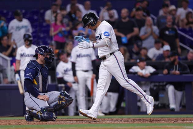 MLB, Baseball Herren, USA - Miami Marlins vs Tampa Bay Rays Miami Marlins Third Baseman Javier Sanoja reacts after hitting a home run during the Major League Baseball (MLB) game between the Miami Marlins and the Tampa Bay Rays in Miami, Florida, USA, 06 June 2026. MIAMI FLORIDA United States  Copyright: xCRISTOBALxHERRERA-ULASHKEVICHx