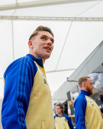 260606 Viktor Gyökeres of the Swedish national football team arrives at Dallas Fort Worth International Airport during day 5 ahead of the FIFA World Cup 2026 on June 6, 2026 in Dallas Photo Petter Arvidson BILDBYRAN kod PA PA1220 fotboll football soccer fotball vm fotbolls vm fotball vm fotbolls vm 2026 fifa world cup 2026 resa travel sverige sweden sverige a day 5 bbeng arrival arrival  Copyright: PETTERxARVIDSON BB260606PA082