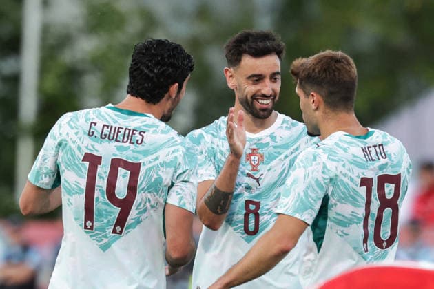 Friendly match Portugal Chile, at Estadio Nacional do Jamor city of Oeiras Portugal, June 6, 2026, Oeiras, Portugal Portugal Portugal celebrates scoring to make it 2 0 , Goncalo Guedes Portugal ,19 , Bruno Fernandes Portugal ,8 , Pedro Neto Portugal ,18 Copyright: HMBxMedia FernandoxSoares