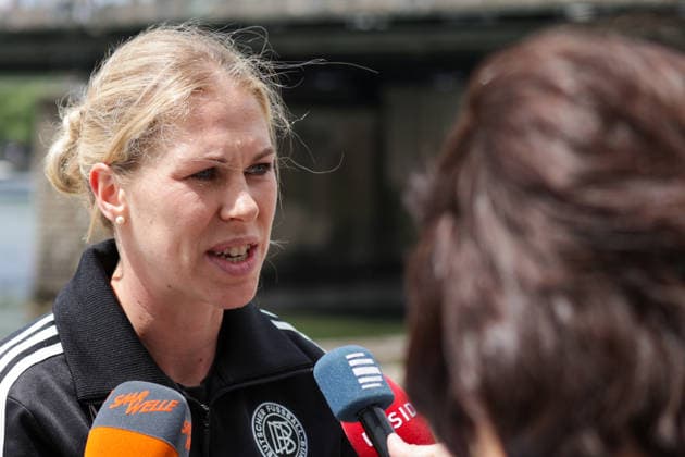 06 06 2026, xgrfx, Football DFB Media Dates, German Womens National Team Training v l Rebecca Knaak in Interview German Womens National Team DFL DFB REGULATIONS PROHIBIT ANY USE OF PHOTOGRAPHS as IMAGE SEQUENCES and or QUASI VIDEO Cologne