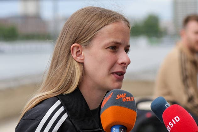 06 06 2026, xgrfx, Football DFB Media Dates, German Womens National Team Training v l Vivien Endemann in Interview German Womens National Team DFL DFB REGULATIONS PROHIBIT ANY USE OF PHOTOGRAPHS as IMAGE SEQUENCES and or QUASI VIDEO Cologne