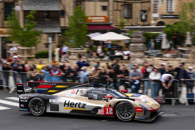 AUTOMOBILE : 24 Heures du Mans - 06 06 2026 12 Cadillac Hertz Team Jota (USA) Cadillac V-Series.R (Hypercar) driven by Louis DelÃ traz (SUI) Will Stevens (GBR) Norman Nato (FRA), during the administrative and technical checks of the 24 Hours of Le Mans, third round of the FIA WEC 2026 Championship, on the Place de la RÃ publique in Le Mans, France, from June 5 to 6, 2026. LE MANSFrance  Copyright: xERICxLExGALLIOTx xMPSxAGENCYx x