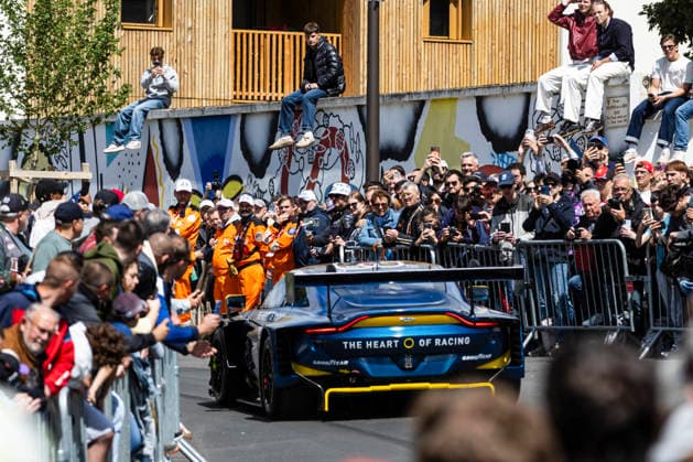 AUTOMOBILE : 24 Heures du Mans - 06 06 2026 23 Heart Of Racing Team (USA) Aston Martin Vantage AMR LMGT3 (LMGT3) driven by Gray Newell (USA) Eduardo Barrichello (BRA) Jonny Adam (GBR), during the administrative and technical checks of the 24 Hours of Le Mans, third round of the FIA WEC 2026 Championship, on the Place de la RÃ publique in Le Mans, France, from June 5 to 6, 2026. LE MANSFrance  Copyright: xERICxLExGALLIOTx xMPSxAGENCYx x