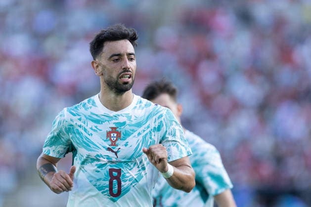 June 6, 2026, Caxias, Lisbon, Portugal: Portugal and Manchester United, ManU midfielder BRUNO FERNANDES (8) in action during the game for the International Friendly, Länderspiel, Nationalmannschaft game between Portugal vs Chile at Estadio Nacional Caxias Portugal - ZUMAs359 20260606_zsp_s359_221 Copyright: xAlexandrexdexSousax