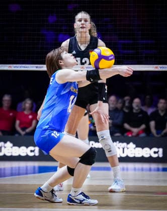 Team Japan Satomi Fukudome returns a shot against Team Germany during their womens Volleyball Nations League (VNL) match on June 6, 2026 in Quebec City, Canada. Noxthirdxpartyxsales  aflo_333529348 MathieuxBelangerx