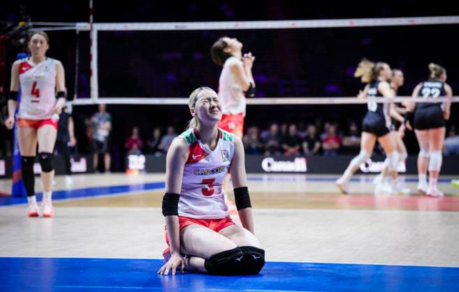 Team Japan Yoshino Sato reacts against Team Germany during their womens Volleyball Nations League (VNL) match on June 6, 2026 in Quebec City, Canada. Noxthirdxpartyxsales  aflo_333529606 MathieuxBelangerx