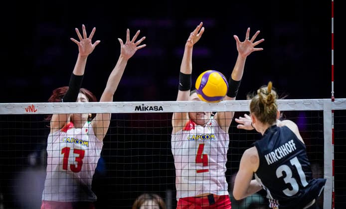 Team Japan Mayu Ishikawa blocks a shot against Team Germany during their womens Volleyball Nations League (VNL) match on June 6, 2026 in Quebec City, Canada. Noxthirdxpartyxsales  aflo_333529618 MathieuxBelangerx