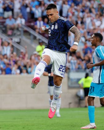 June 6, 2026, College Station, Texas, USA: Argentina forward LAUTARO MARToÂNEZ (22) celebrates a goal during an International Friendly, Länderspiel, Nationalmannschaft soccer match between Argentina and Honduras at Kyle Field in College Station, TX, Saturday, June 6, 2026. Soccer 2026: Argentina 2:0 Honduras - ZUMAa325 20260606_zsa_a325_003 Copyright: xDavidxBalleringxIix