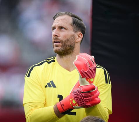 Soccer World Cup 2026 test match in Chicago 06 06 2026 USA Germany Goalkeeper Oliver Baumann Germany