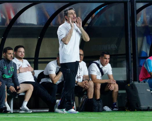 June 6, 2026, College Station, Texas, USA: Honduras head coach JOSE FRANCISCO MOLINA during an International Friendly, Länderspiel, Nationalmannschaft soccer match between Argentina and Honduras at Kyle Field in College Station, TX, Saturday, June 6, 2026. Soccer 2026: Argentina 2:0 Honduras  - ZUMAa325 20260606_zsa_a325_035 Copyright: xDavidxBalleringxIix