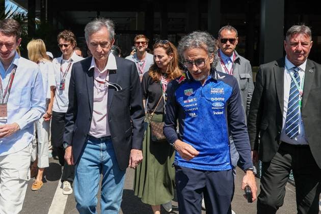 Owner of the LVMH Group, Bernard Arnault and Team Principal Laurent Mekies Visa Cash App RB , Qualifying, Monaco Grand Prix, Motorsport, Men, Formula 1, 06 06 2026 Monte Carlo Monaco MCO Copyright: xkolbert-press ChristianxKolbertx